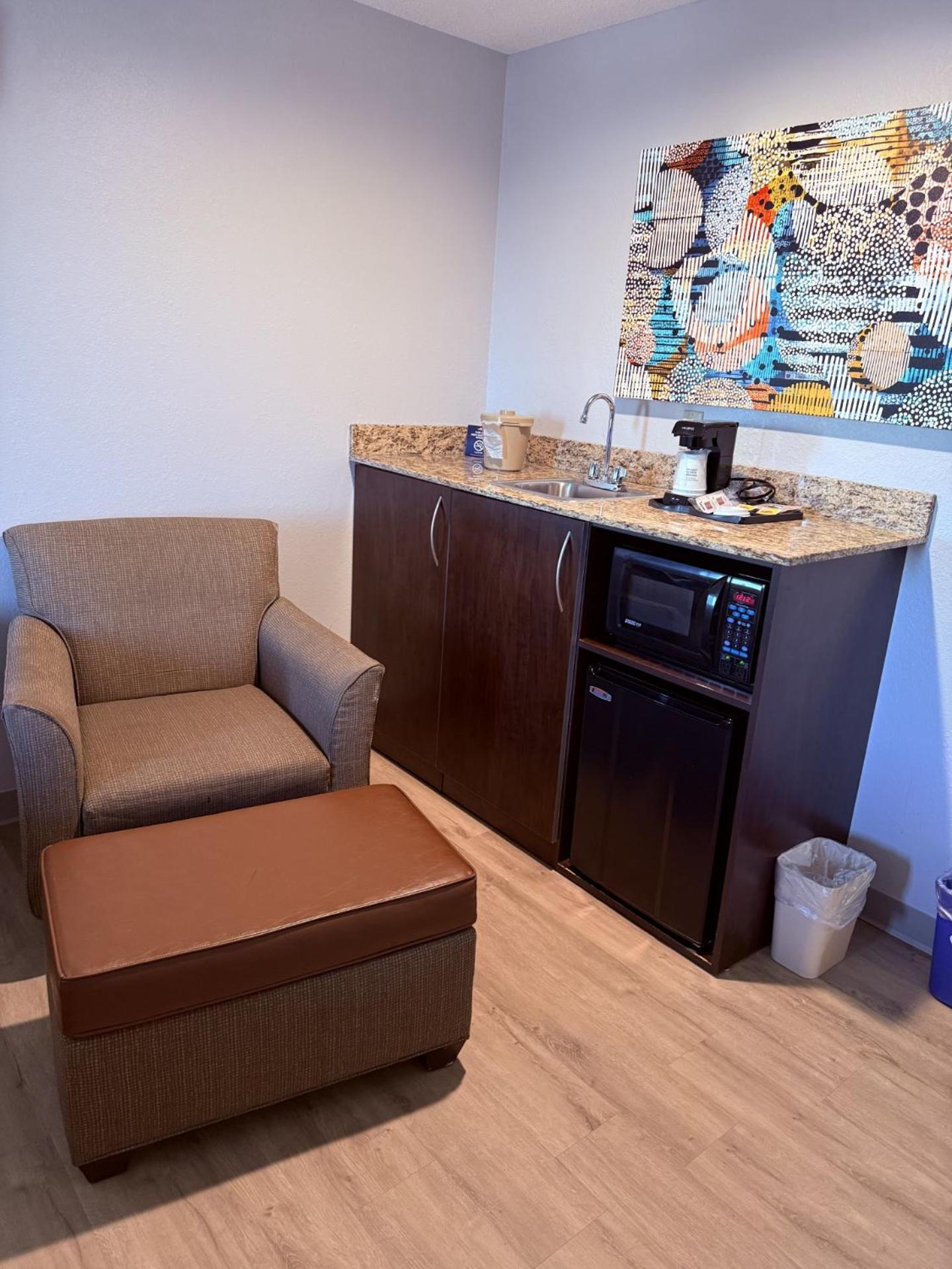 Microtel Inn & Suites By Wyndham Wheeling At The Highlands Triadelphia Екстериор снимка